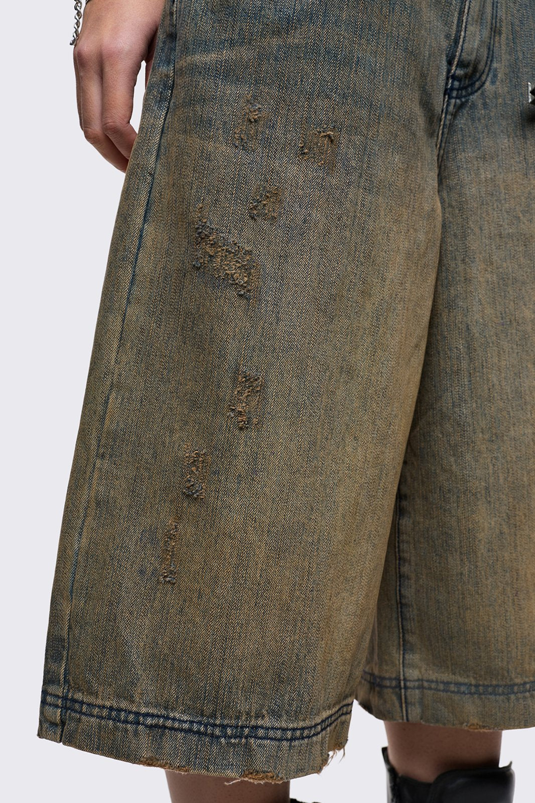 Dust Ombre Washed Jorts